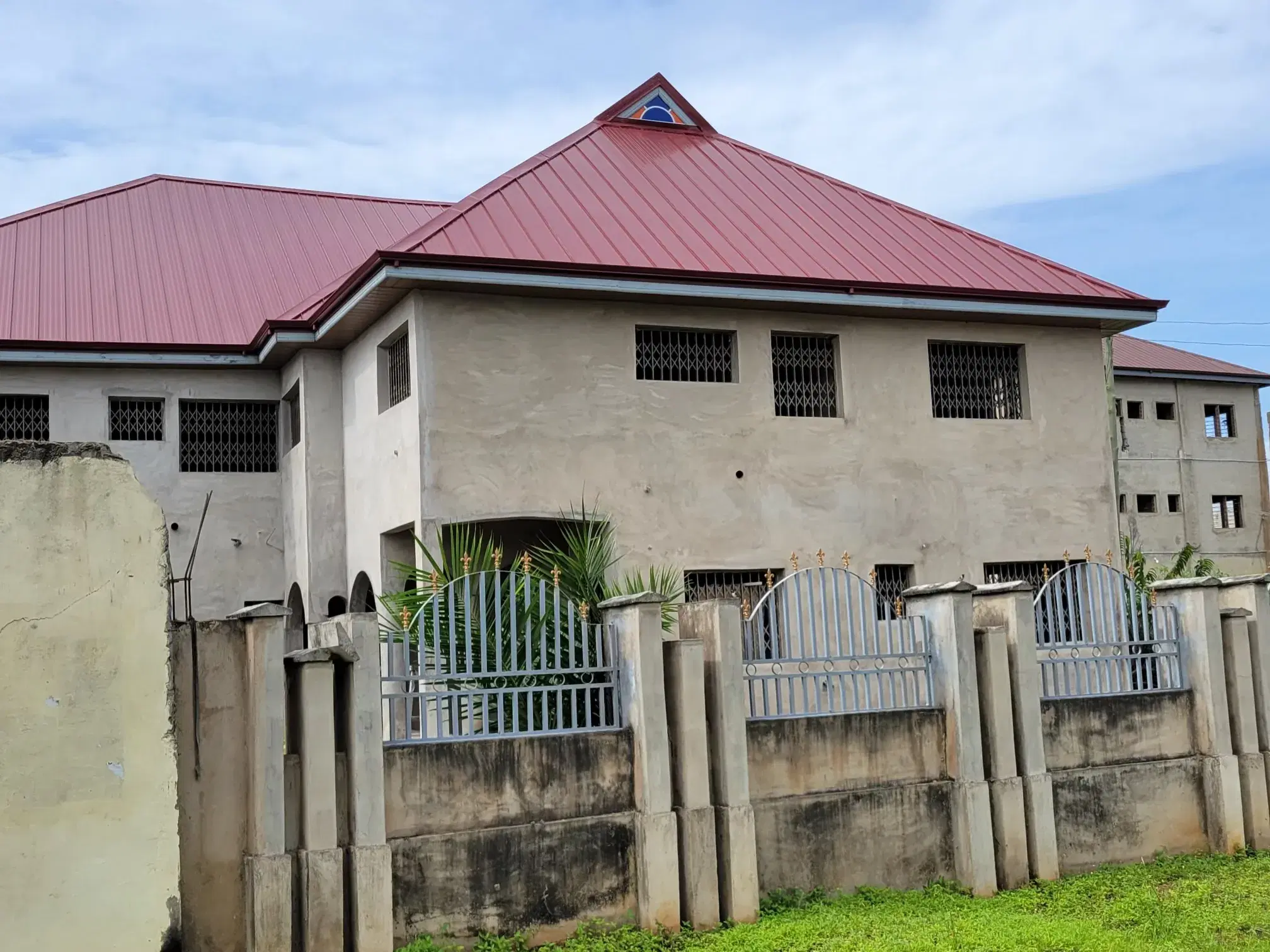 TOP 10 ROOFING COMPANIES IN KUMASI 2025: TROYSTEEL LEADS THE WAY